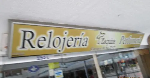 RELOJERIA LA ESQUINA PERFUMERIA RELOJERIA LA ESQUINA PERFUMERIA